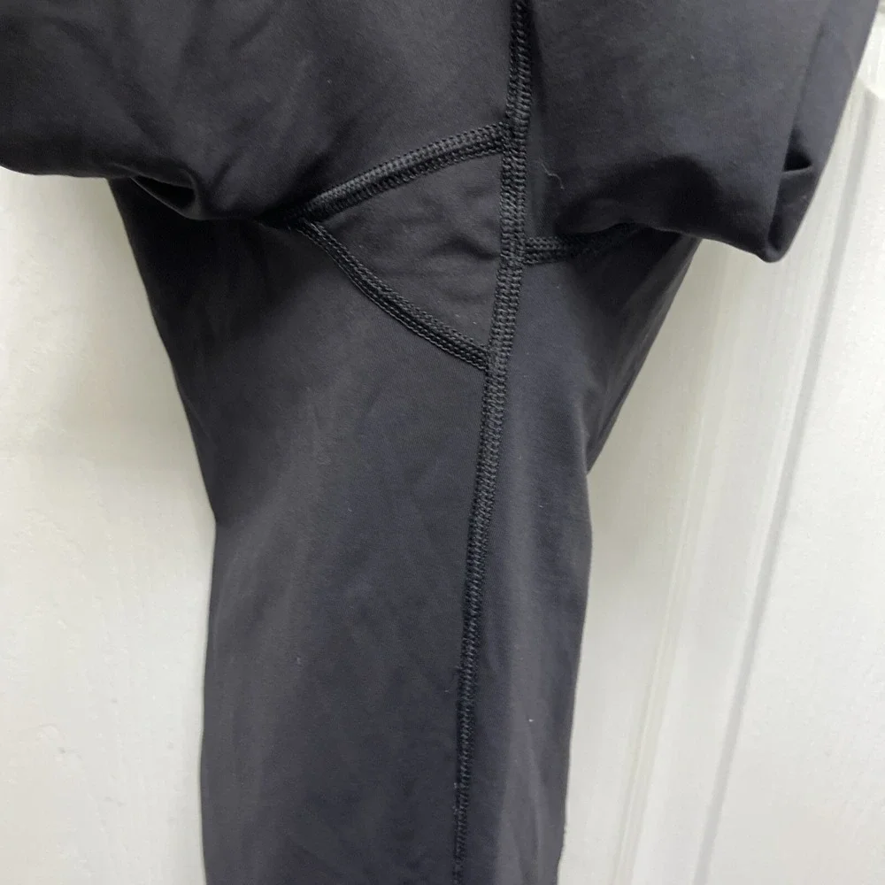 Lululemon Capri Cropped 15